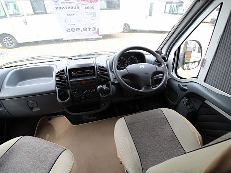 Burstner T585 2004 image