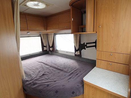 Burstner T585 2004 image