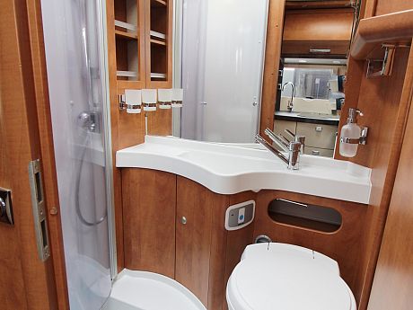 Carthago  C-Tourer 2016 image