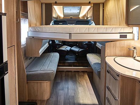 Coachman Travel Master 545 image