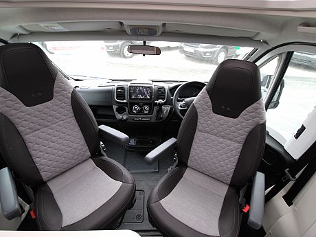 Adria Coral Axess 600 SL image