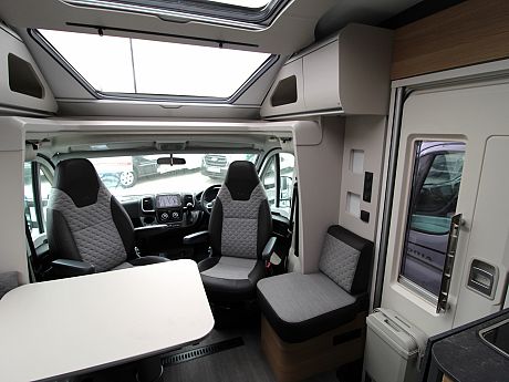 Adria Coral Axess 600 SL image