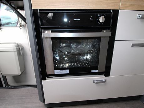 Adria Coral Axess 600 SL image