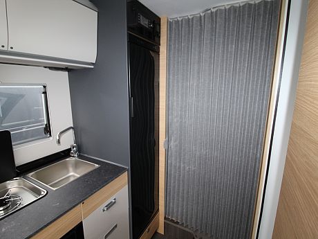 Adria Coral Axess 600 SL image