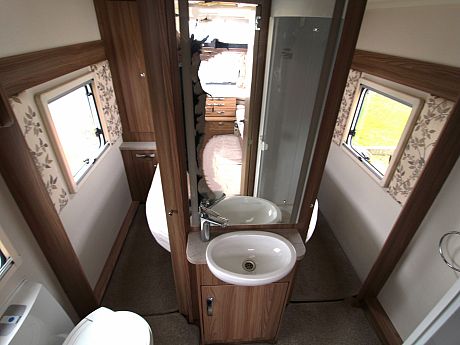 Swift Corniche 19/4 - 2017 image