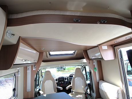 Burstner Lyseo TD 744 Harmony - 2018 image