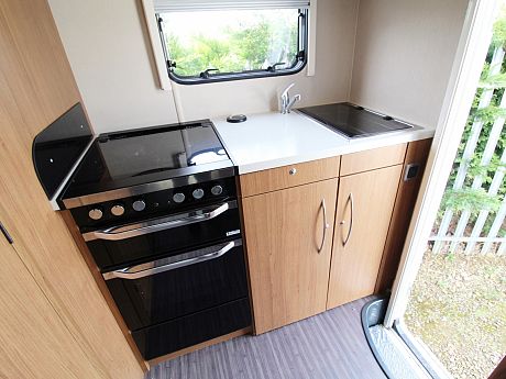 Auto-Trail Imala 615 2018 image