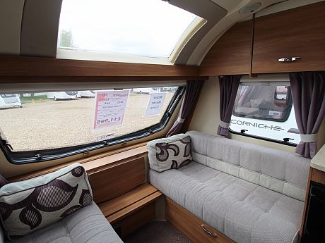 Swift Ace Globetrotter 2013 image
