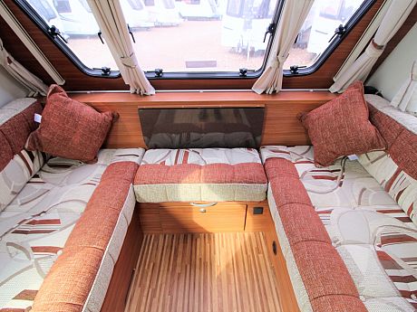 Adria Rhine 612 DT 2013 image