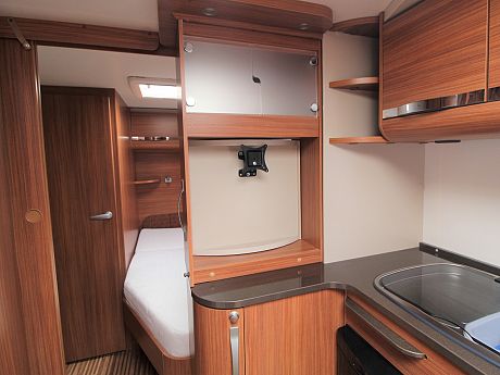 Adria Rhine 612 DT 2013 image