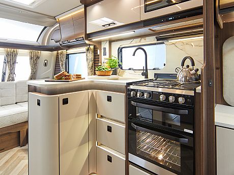 Coachman LUSSO I - 2027 image