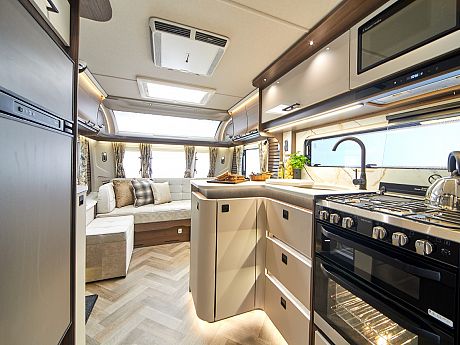 Coachman LUSSO II - 2027 image