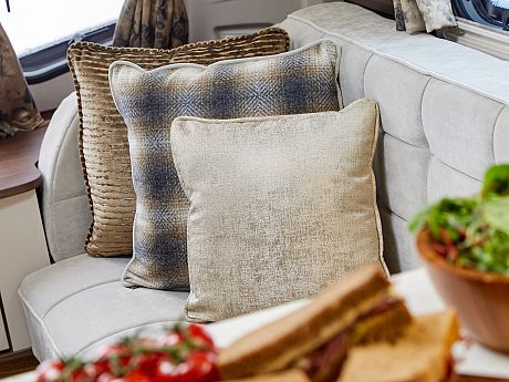 Coachman LUSSO III - 2027 image