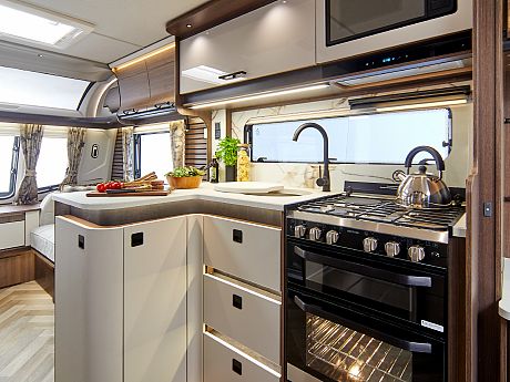 Coachman LUSSO III - 2027 image