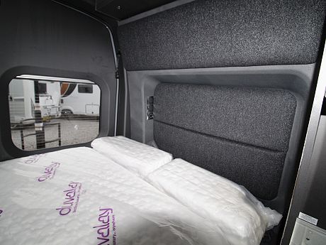 Swift Trekker S - Auto 2025 image