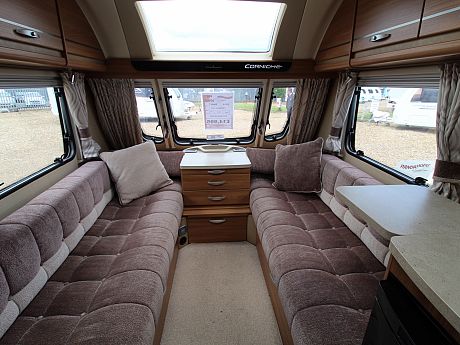 Swift Corniche 15/2 2014 image