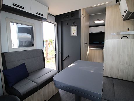 Sun Living  S-Series 72 DC image