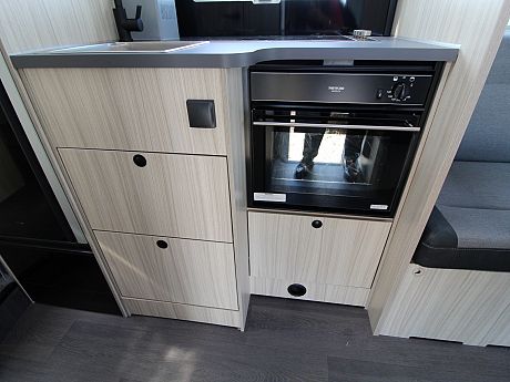 Sun Living  S-Series 72 DC image