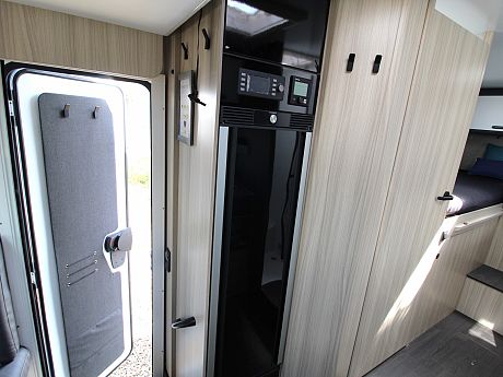 Sun Living  S-Series 75 SL image