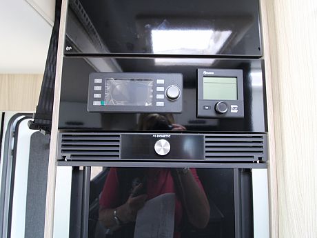 Sun Living  S-Series 75 SL image
