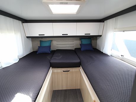 Sun Living  S-Series 75 SL image