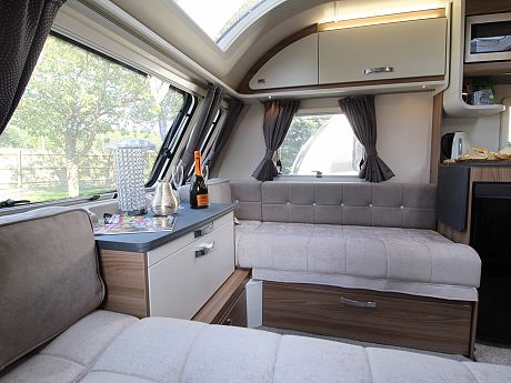 Swift Ace Award Dawnstar 2020 - Wandahome Special Edition image
