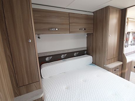 Swift Ace Diplomat 2016 image