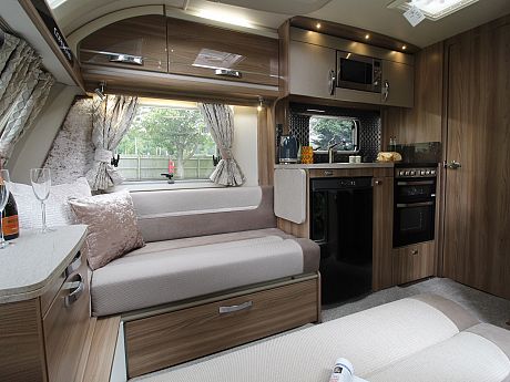 Swift Corniche 19/4 2020 - Wandahome Special Edition image