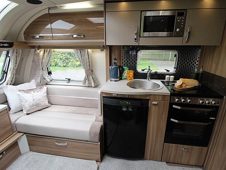Swift Corniche 19/4 2020 - Wandahome Special Edition image