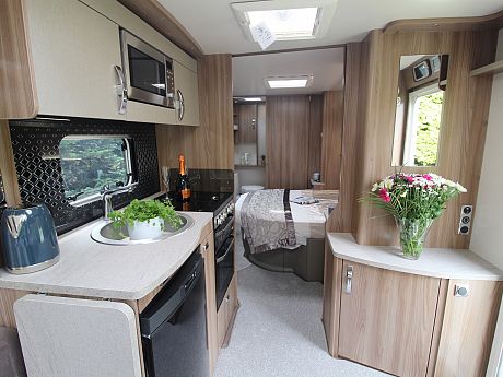 Swift Corniche 20/4 2020 - Wandahome Special Edition image
