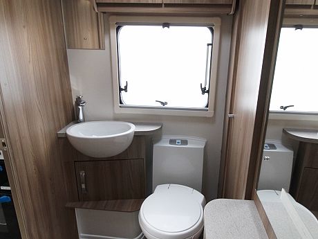 Swift Corniche 23/4 2022- Wandahome Special Edition image
