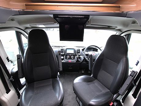 Auto-Trail V-Line 600 - 2014 image