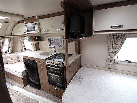 Swift Ace Envoy - 2018 image