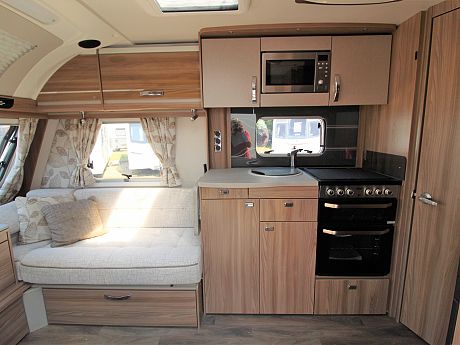Swift Corniche 21/4 - 2018 image