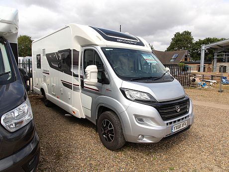Swift Corniche 694 - 2018 image