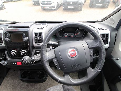 Swift Corniche 694 - 2018 image