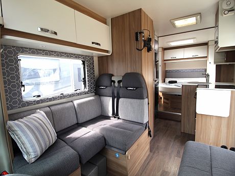 Swift Corniche 694 - 2018 image