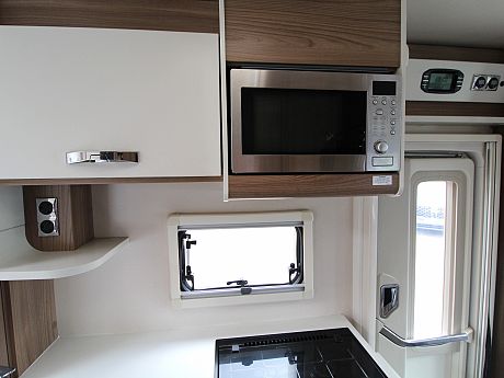 Swift Corniche 694 - 2018 image