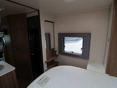 Swift Corniche 694 - 2018 image