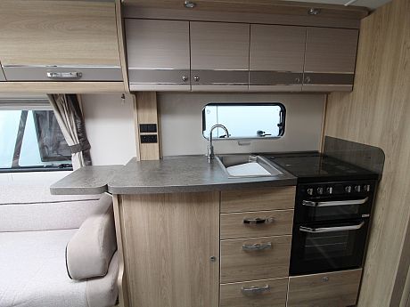 Elddis Crusader Zephyr 2019 image