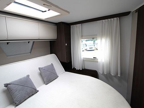 Adria Matrix Supreme 670 DC - 2022 image