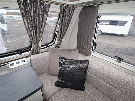 Swift Exclusive 4 SB - 2024 image