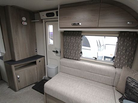 Swift Exclusive 4 SB - 2024 image