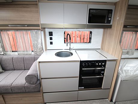 Bailey Unicorn Cadiz Deluxe - 2025 image
