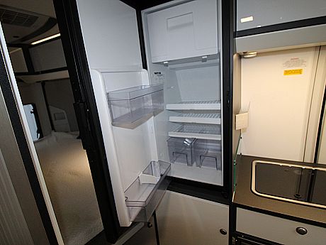 Adria Twin Supreme 600 SPB - 2023 image