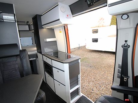 Adria Twin Supreme 600 SPB - 2023 image