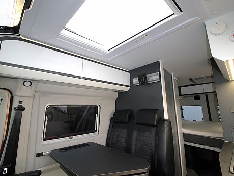 Adria Twin Supreme 600 SPB - 2023 image