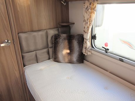 Swift Corniche 18/4 2017 image