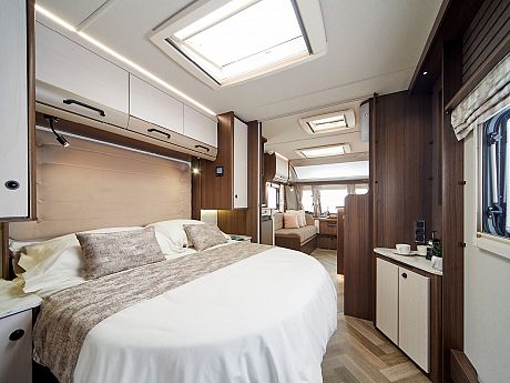 Coachman VIP 575 - 2027 image