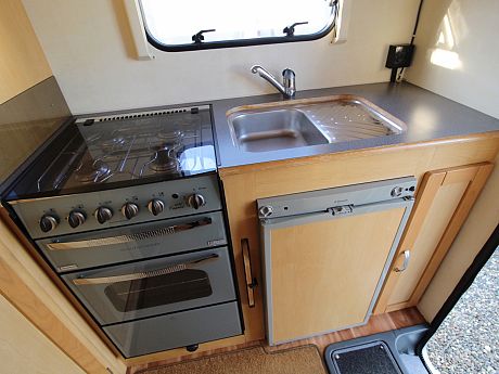 Elddis Autoquest 130 2006 image